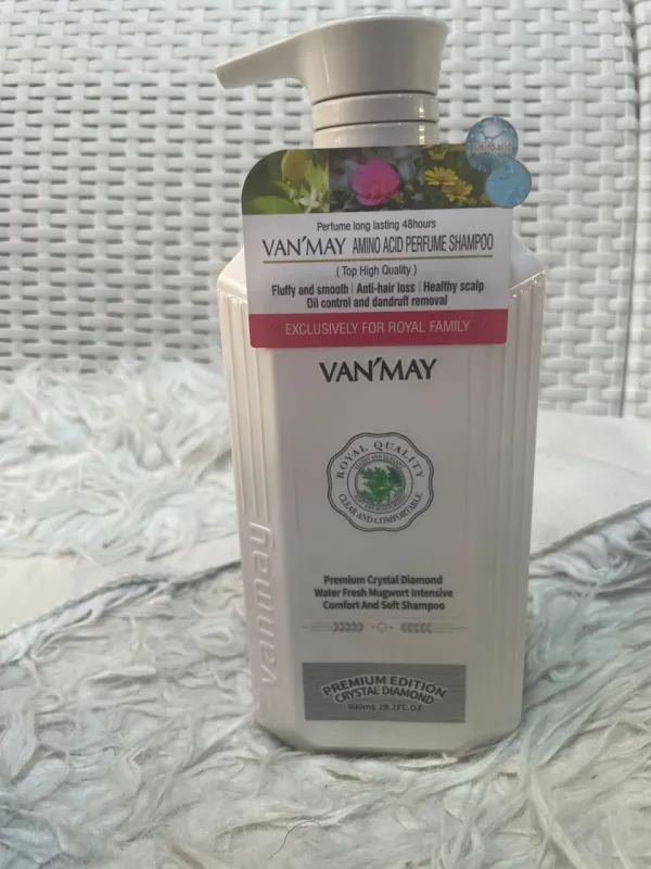 VAN MAY CLEAN AND COMFORTABLE